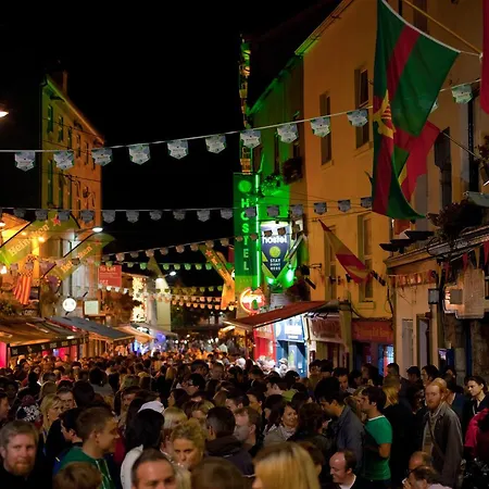 Most Photographed Street In Ireland-best Location Apartamento